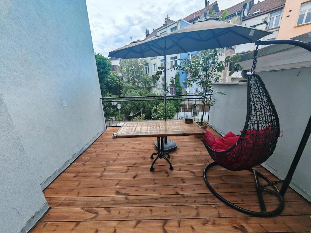 Entire Modern Studio With Terrace - North Station Брюксел Екстериор снимка